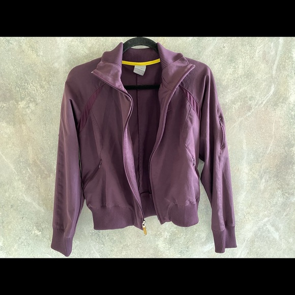 Nike Jacket - Picture 1 of 1